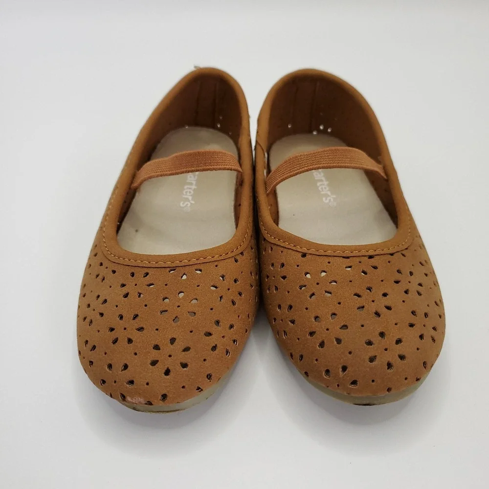 Carter's Easton SIZE 8 Girls Heart Cutout Ballet Flat Shoes Warm Tan
